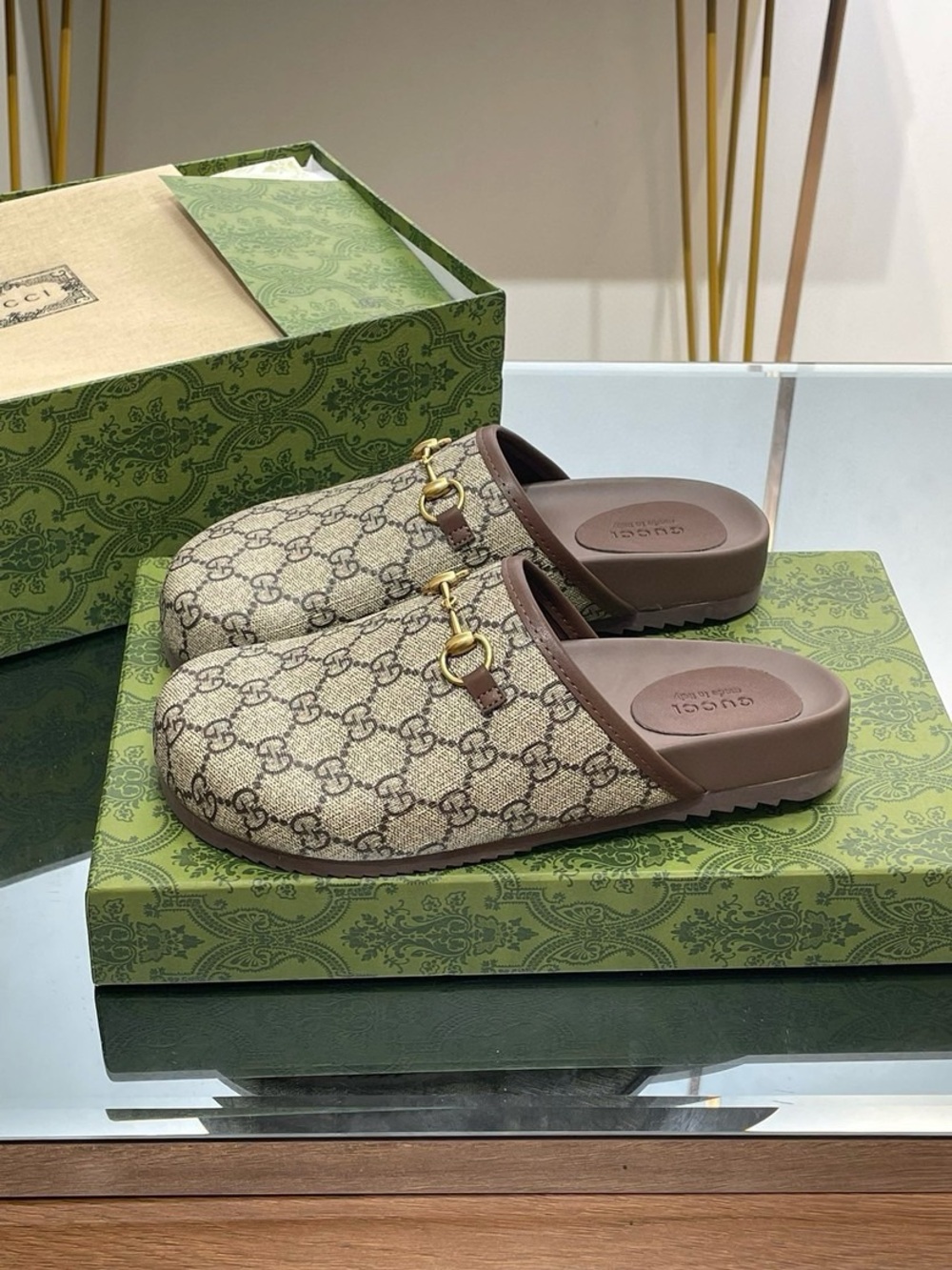 GUCCI Beige Monogram Clogs